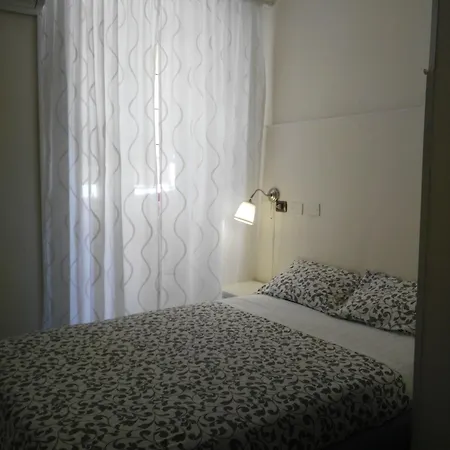 Rubens Bed & Breakfast 2*