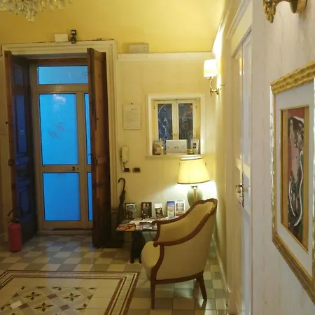 Rubens Bed & Breakfast 2*